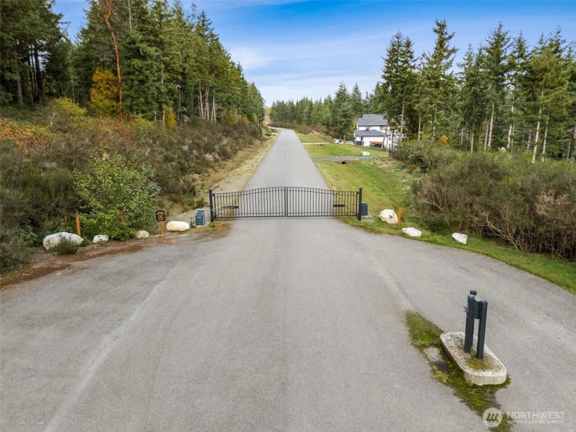Property photo for 917 Tiedman Road Nw, Lakebay photo 40