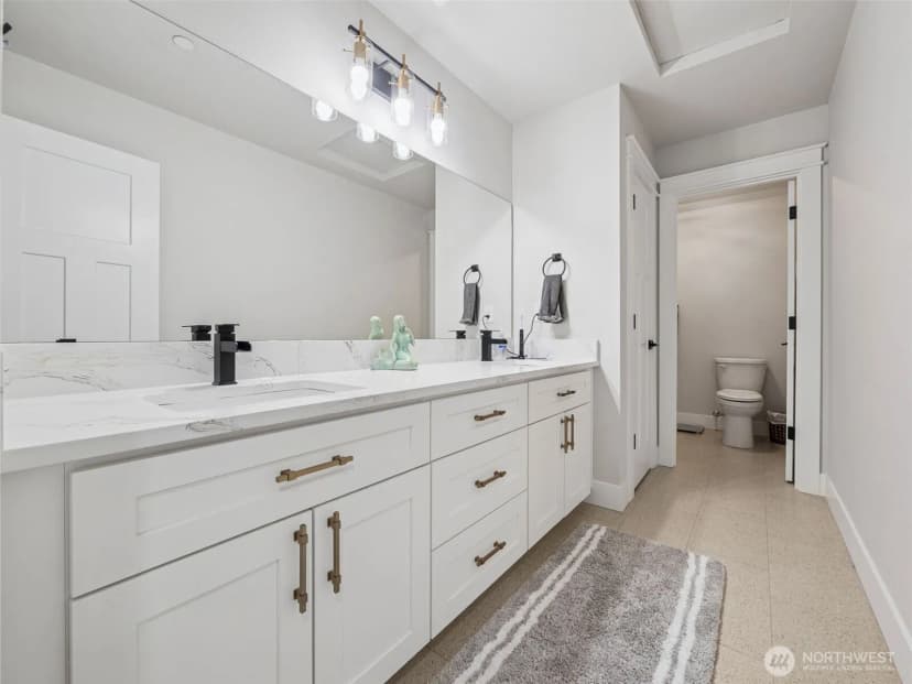 Property photo for 917 Tiedman Road Nw, Lakebay photo 26