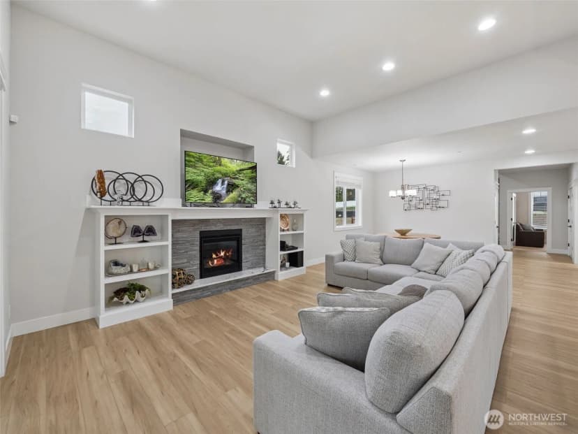 Property photo for 917 Tiedman Road Nw, Lakebay photo 11