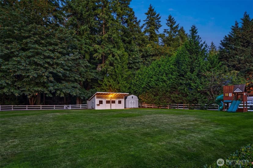 Property photo for 5866 127th Avenue Ne, Kirkland photo 34