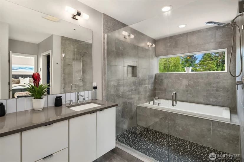 Property photo for 8765 15th Avenue Nw, Seattle photo 23