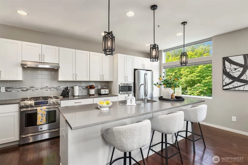 Property photo for 8765 15th Avenue Nw, Seattle photo 15