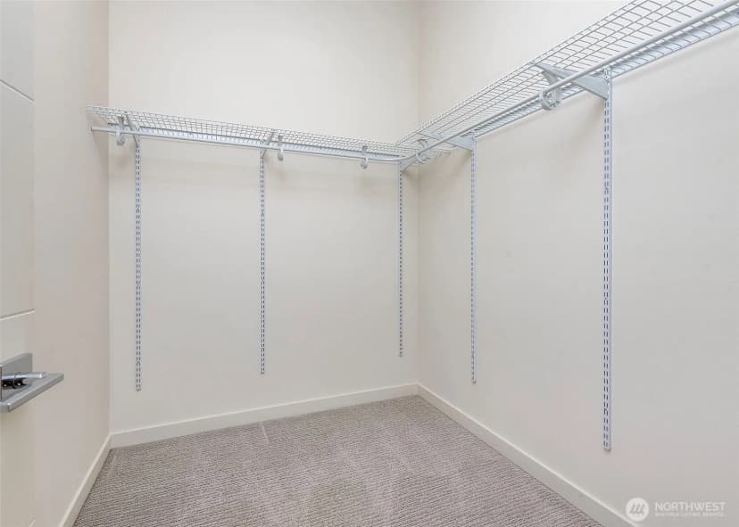 Property photo for 12032 33rd Ave Ne #f, Seattle photo 20