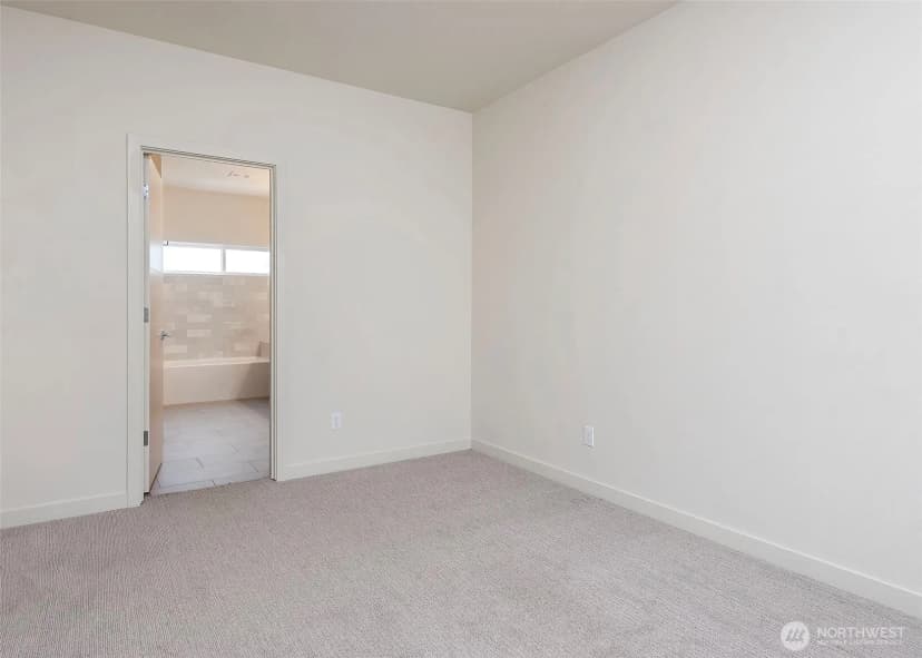 Property photo for 12032 33rd Ave Ne #f, Seattle photo 14