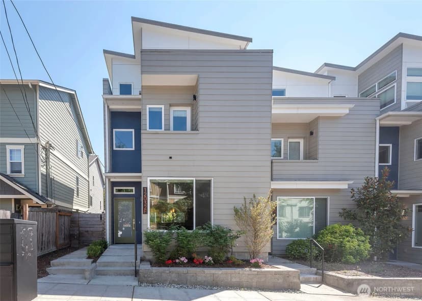 Property photo for 12032 33rd Ave Ne #f, Seattle
