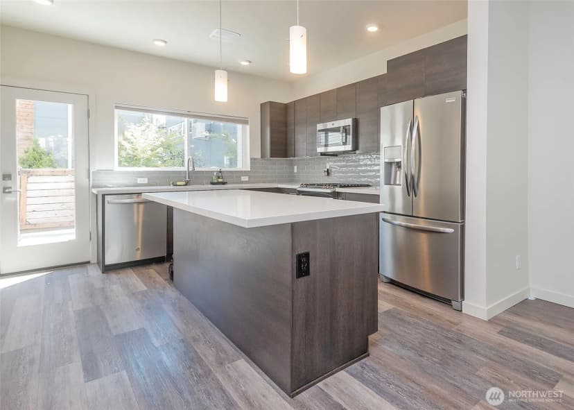 Property photo for 12032 33rd Ave Ne #f, Seattle photo 12