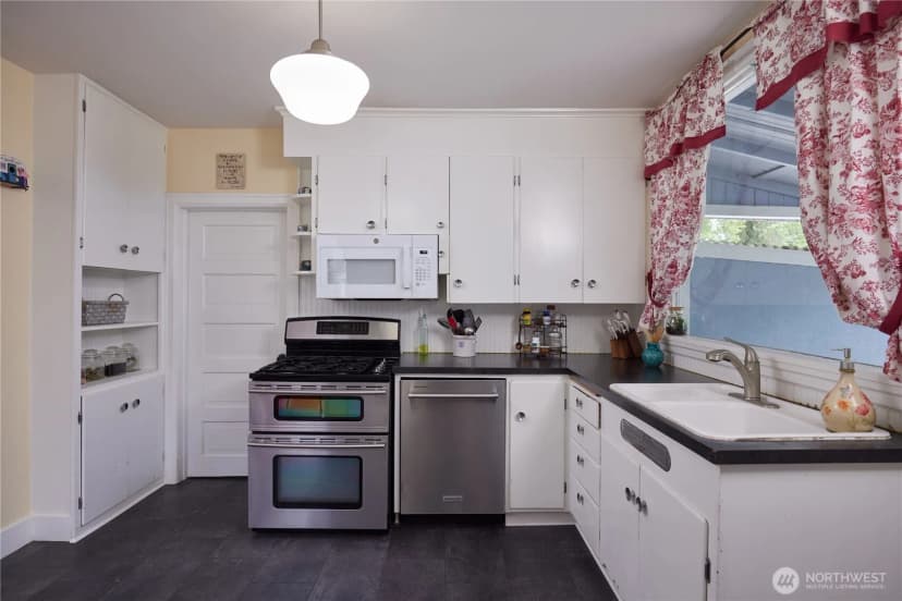 Property photo for 502 S 1st Ave, Walla Walla photo 11
