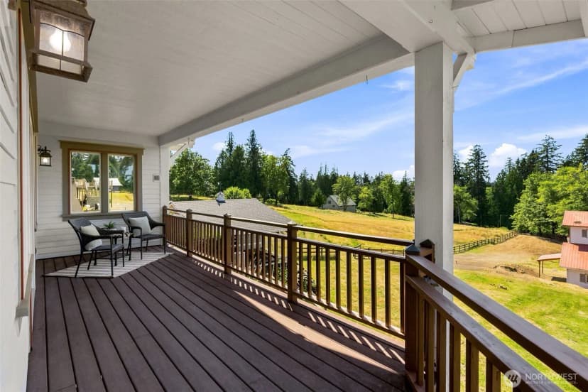 Property photo for 9931 Johnson Point Road Ne, Olympia photo 15