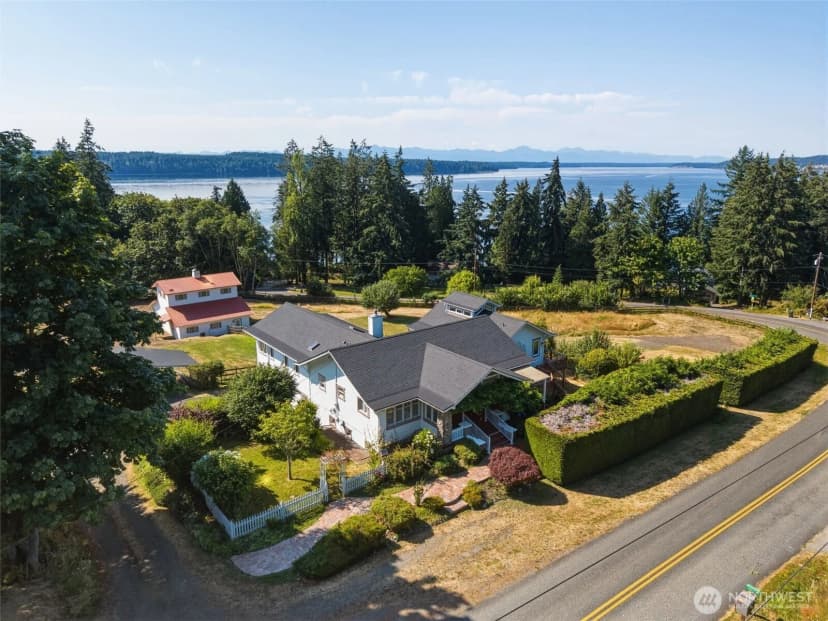 Property photo for 9931 Johnson Point Road Ne, Olympia