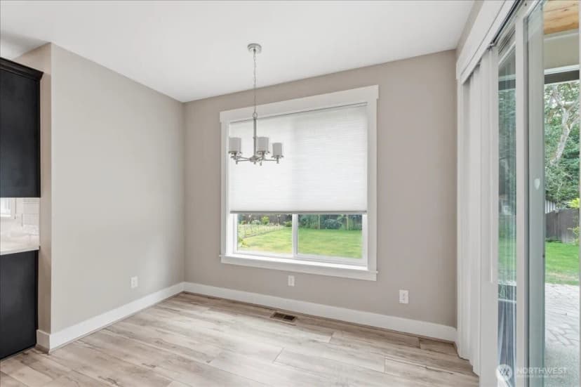 Property photo for 8316 Wildwood Avenue Sw, Lakewood photo 10