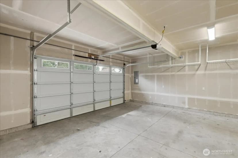 Property photo for 8316 Wildwood Avenue Sw, Lakewood photo 26