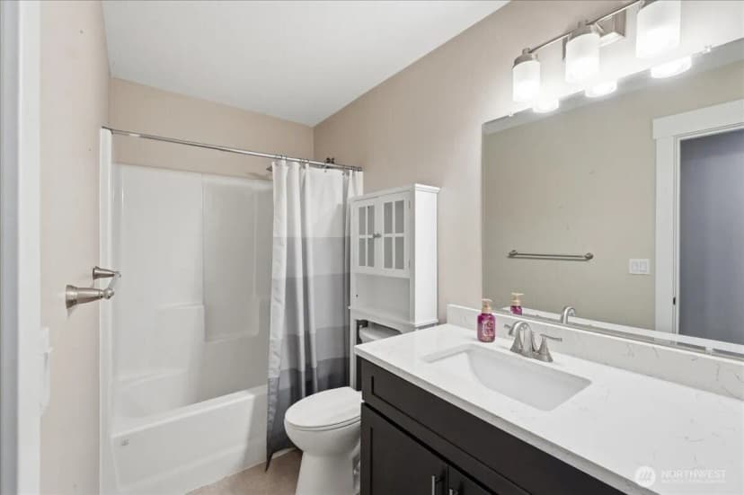 Property photo for 8316 Wildwood Avenue Sw, Lakewood photo 24
