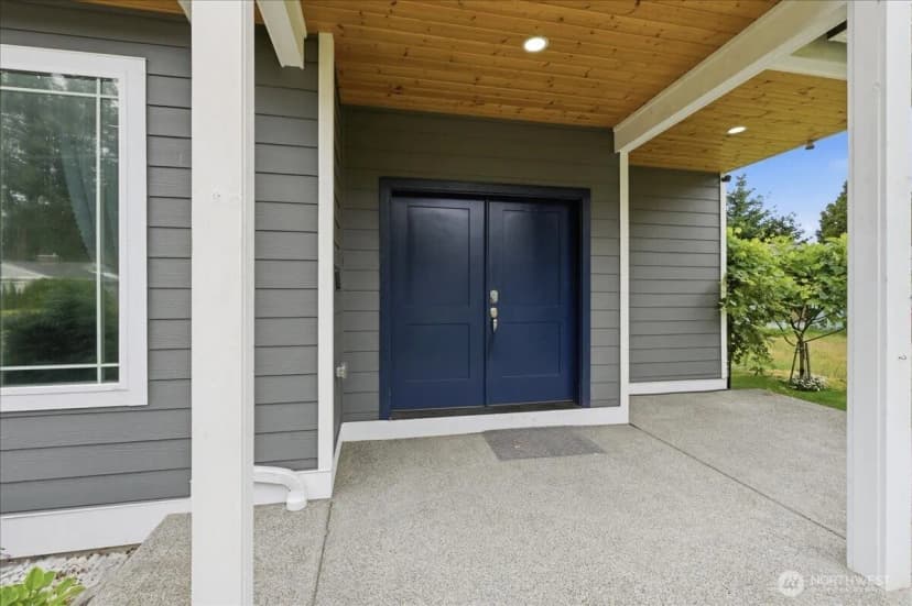 Property photo for 8316 Wildwood Avenue Sw, Lakewood photo 2