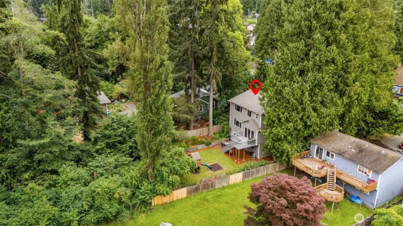 Property photo for 19036 18th Avenue Ne, Shoreline photo 29