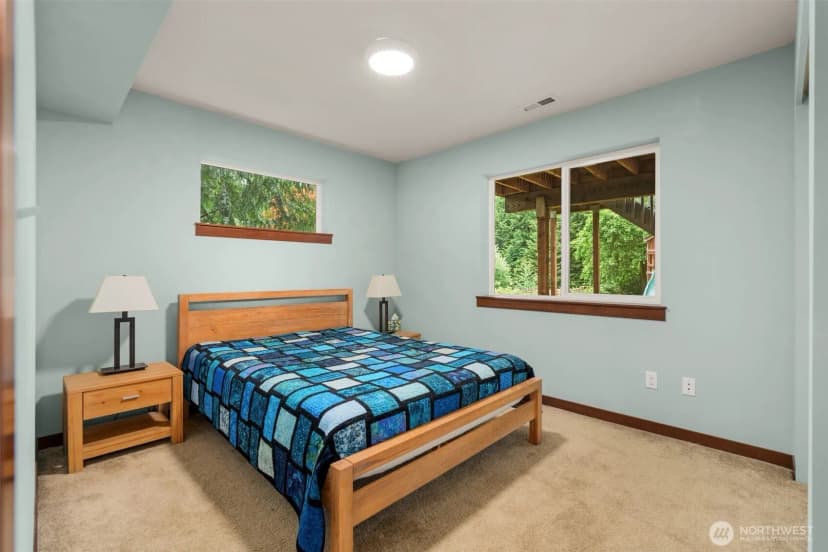 Property photo for 19036 18th Avenue Ne, Shoreline photo 22