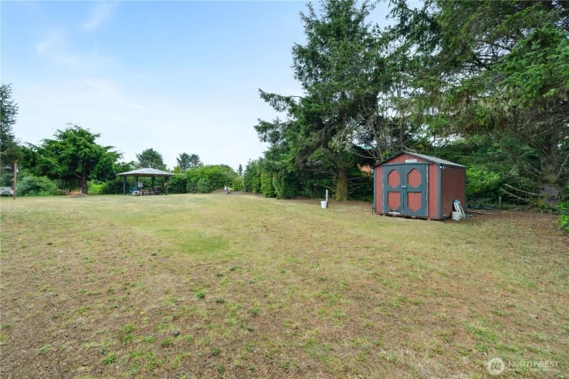 Property photo for 359 Goeduck Loop Sw, Ocean Shores
