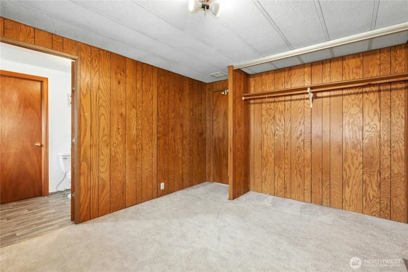 Property photo for 801 Walker Avenue, Oak Harbor photo 17