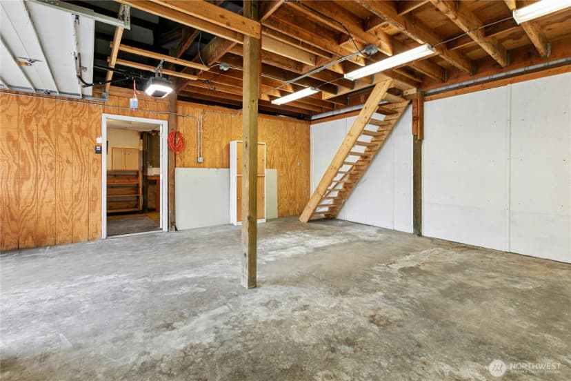 Property photo for 801 Walker Avenue, Oak Harbor photo 26