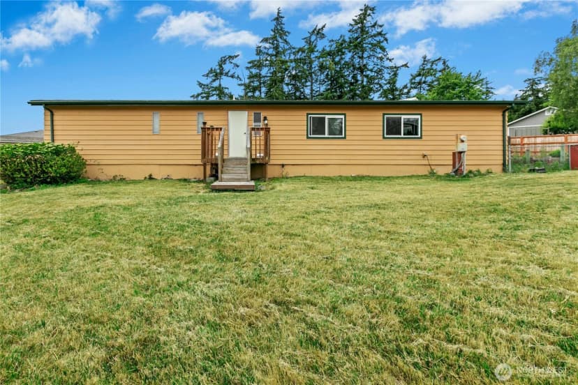 Property photo for 801 Walker Avenue, Oak Harbor photo 22