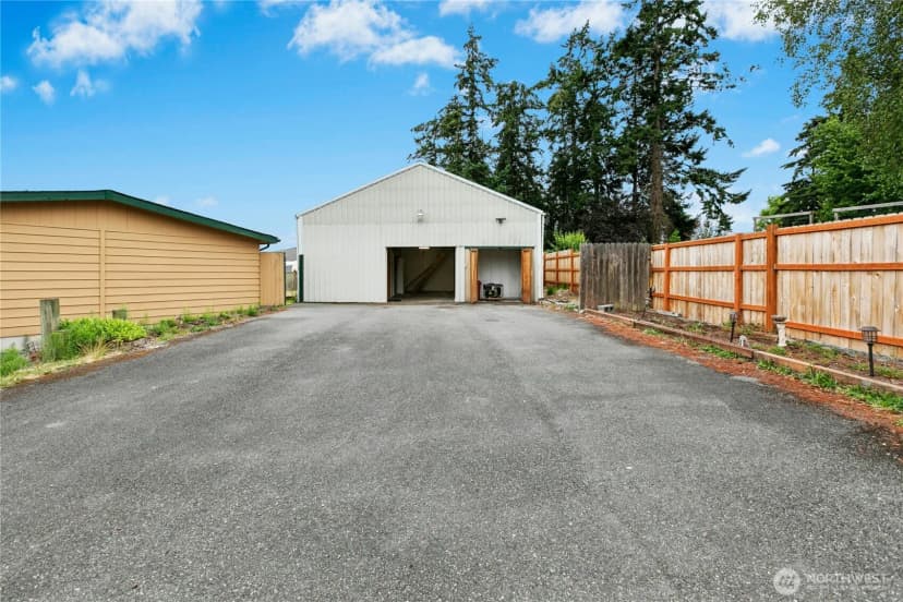 Property photo for 801 Walker Avenue, Oak Harbor photo 25