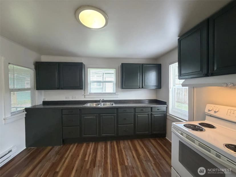Property photo for 2519 Baker Avenue, Everett photo 18