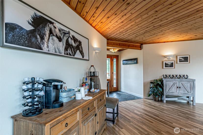 Property photo for 26044 Se 192nd Street, Maple Valley photo 8