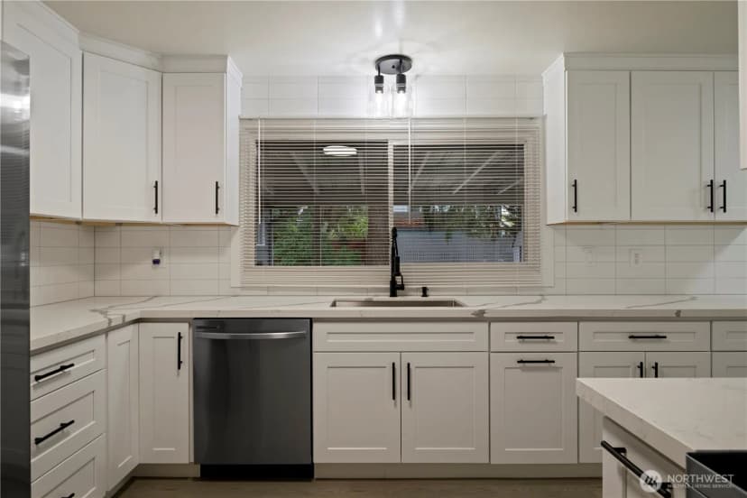 Property photo for 8408 121st Street Sw, Lakewood photo 8