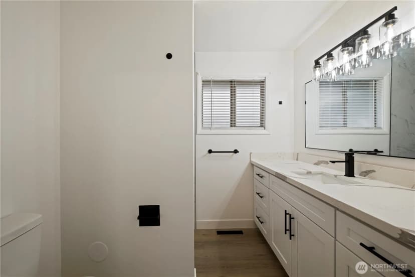 Property photo for 8408 121st Street Sw, Lakewood photo 20