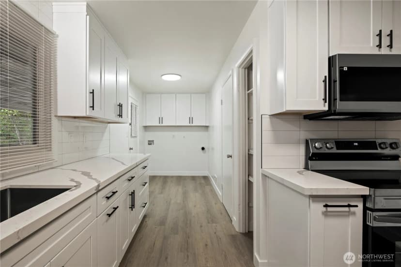 Property photo for 8408 121st Street Sw, Lakewood photo 12