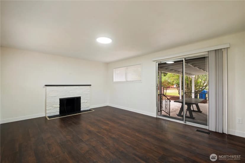Property photo for 8408 121st Street Sw, Lakewood photo 25