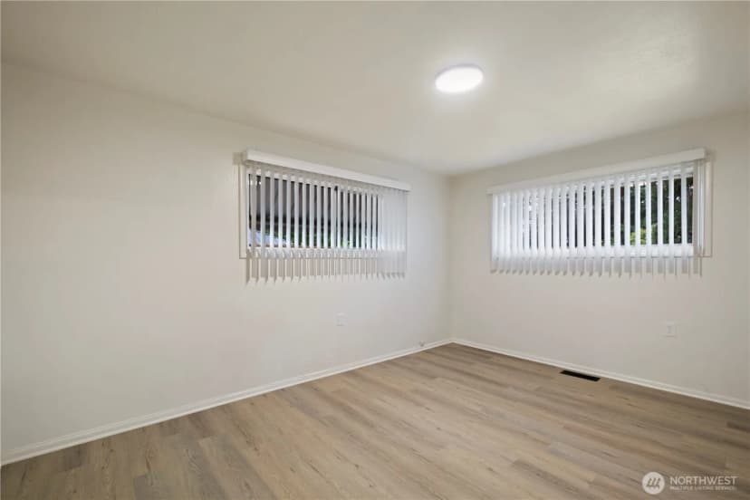 Property photo for 8408 121st Street Sw, Lakewood photo 17