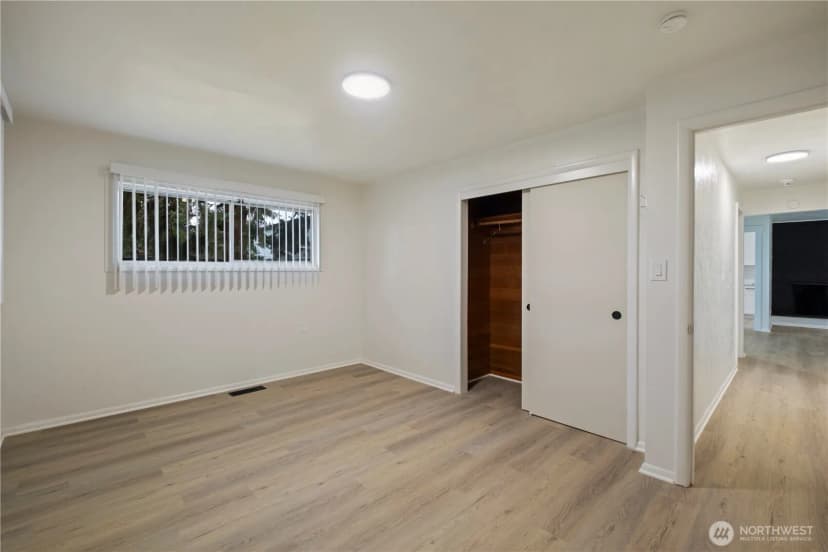 Property photo for 8408 121st Street Sw, Lakewood photo 18