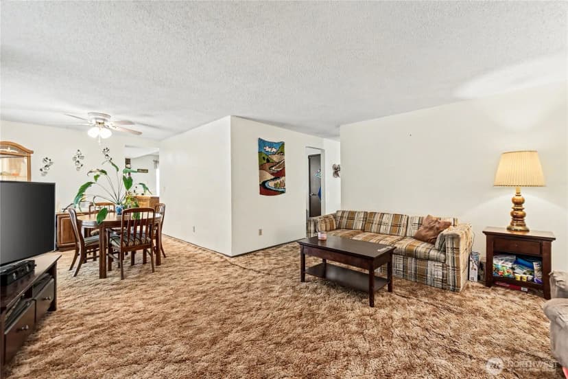 Property photo for 18308 41st Place W, Lynnwood photo 4