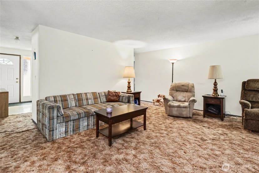 Property photo for 18308 41st Place W, Lynnwood photo 3