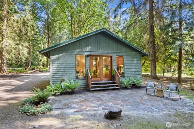 Property photo for 20019 Ne 148th Street, Woodinville photo 2