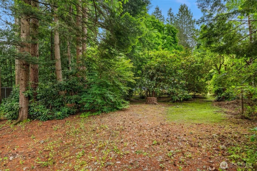 Property photo for 9429 240th Avenue Se, Issaquah photo 18