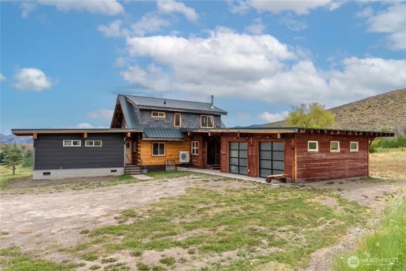 Property photo for 135 Hamilton Ranch Loop, Winthrop photo 2