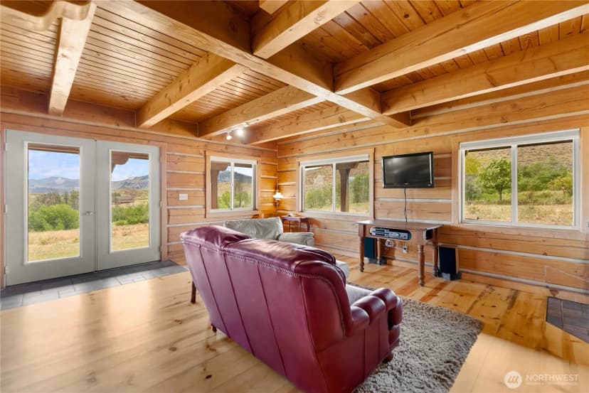 Property photo for 135 Hamilton Ranch Loop, Winthrop photo 11