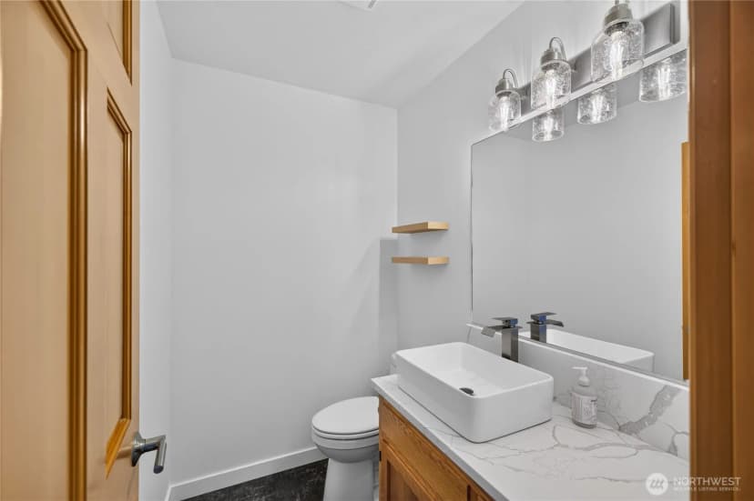 Property photo for 955 Doyle Lane, Oak Harbor photo 17