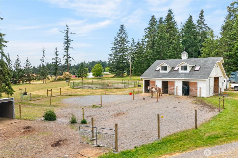Property photo for 955 Doyle Lane, Oak Harbor photo 35