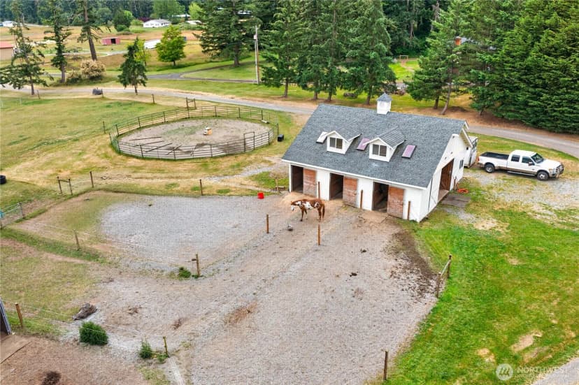Property photo for 955 Doyle Lane, Oak Harbor photo 36