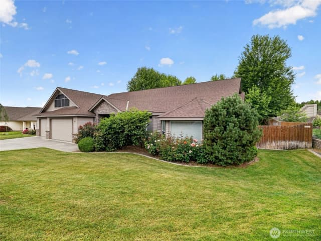 Property photo for 361 Rachel Road, Kennewick photo 2