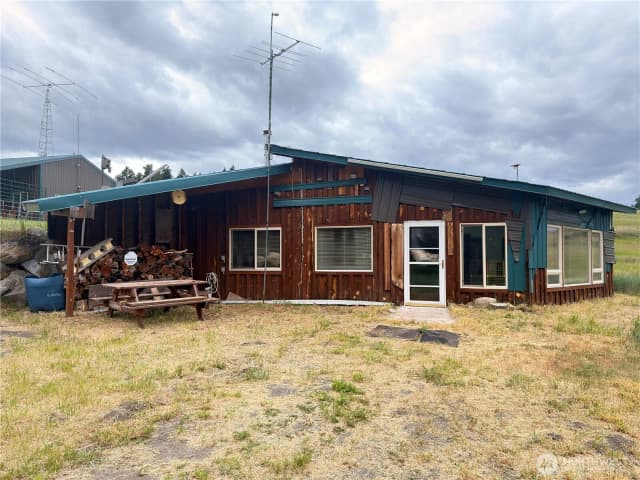 Property photo for 12 S Teal Lake Road, Oroville