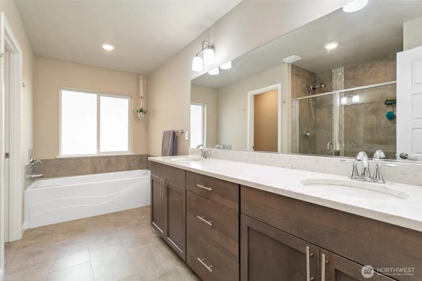 Property photo for 20438 Se 256th Street, Covington photo 18