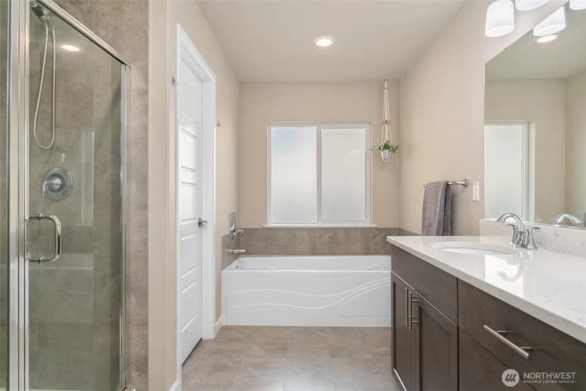 Property photo for 20438 Se 256th Street, Covington photo 19