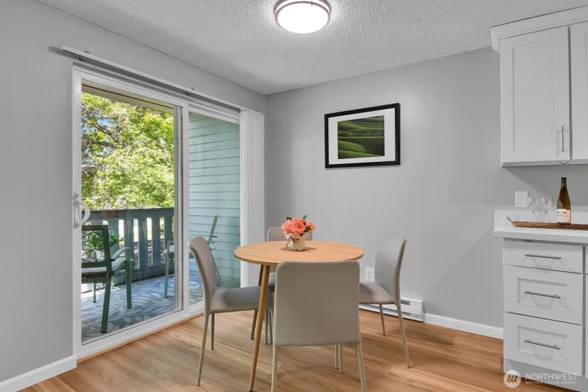 Property photo for 7217 Ne 175th Street #220, Kenmore photo 6