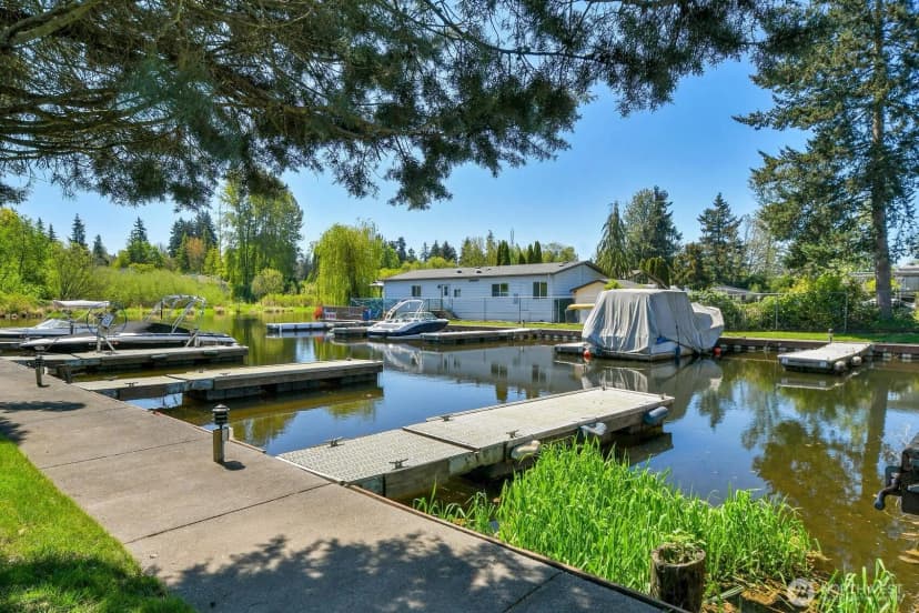 Property photo for 7217 Ne 175th Street #220, Kenmore photo 19