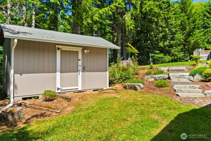 Property photo for 59 Timothy Lane E, Elma photo 37