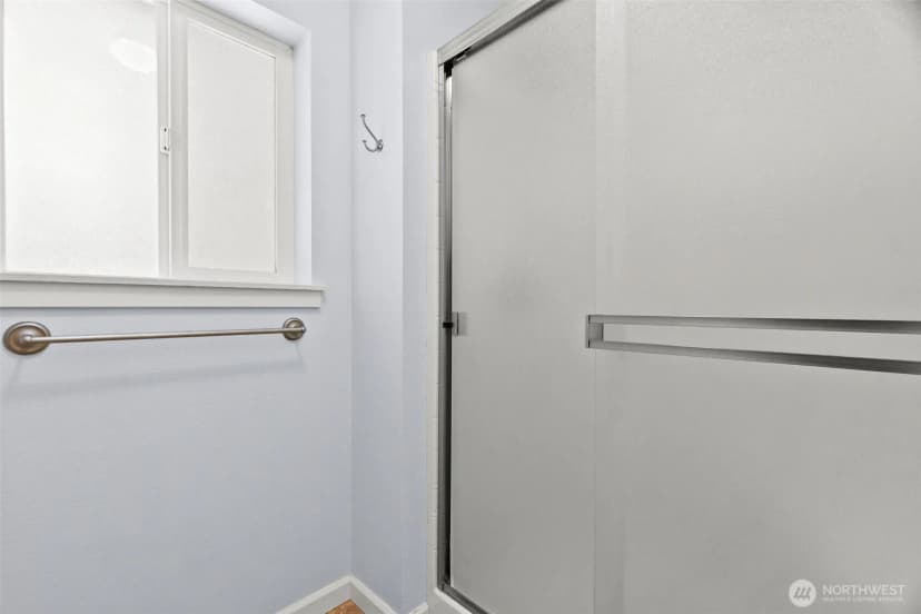 Property photo for 59 Timothy Lane E, Elma photo 25