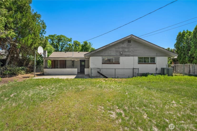 Property photo for 314 N 40th Avenue, Yakima photo 26